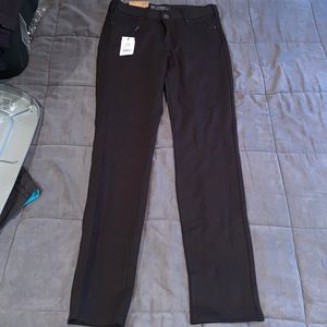 NWT Silver jeans Aiko Skinny Defined Curve jeans